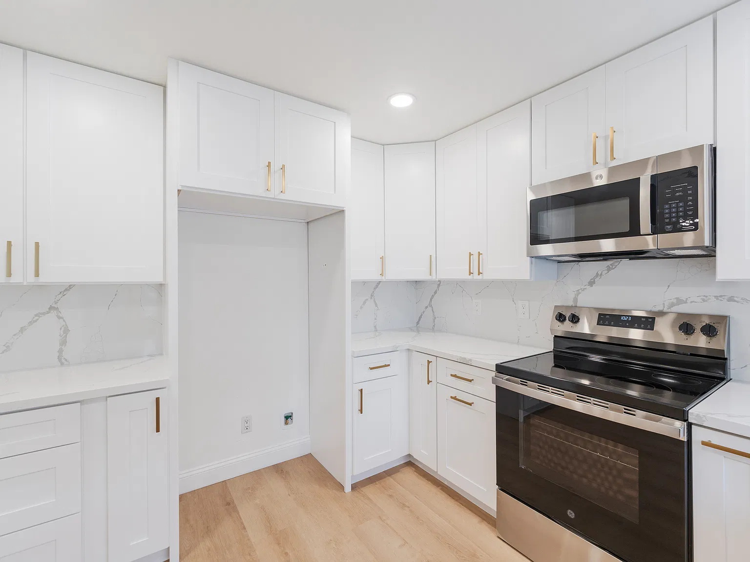 3 bed, 1660 sqft, $4,000 — Photo 1