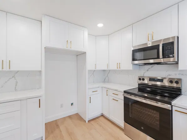 22246 Caminito Mescalero, Laguna Hills, CA 92653