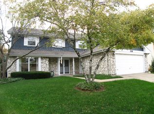 1110 Marlowe Pl, Vernon Hills, IL 60061