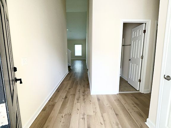 2nd image of 413 Pritchard St