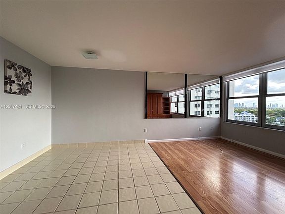 5th image of 2899 Collins Ave APT 1040