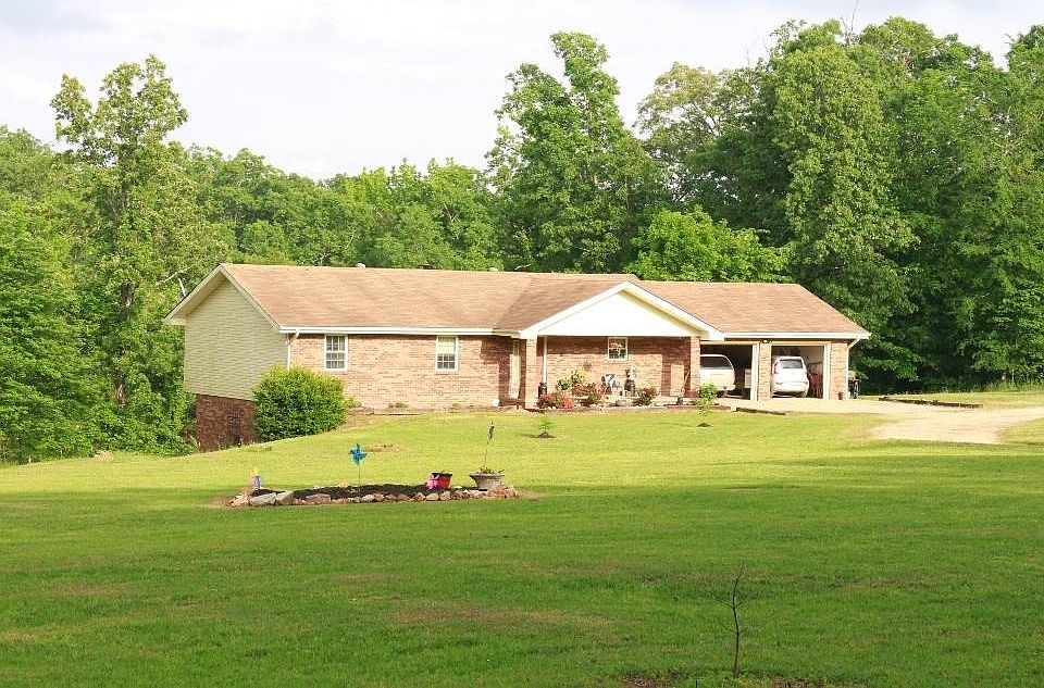 1st image of 222 Forest Dr