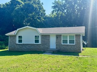 2213 Glory Dr, Clarksville, TN 37043