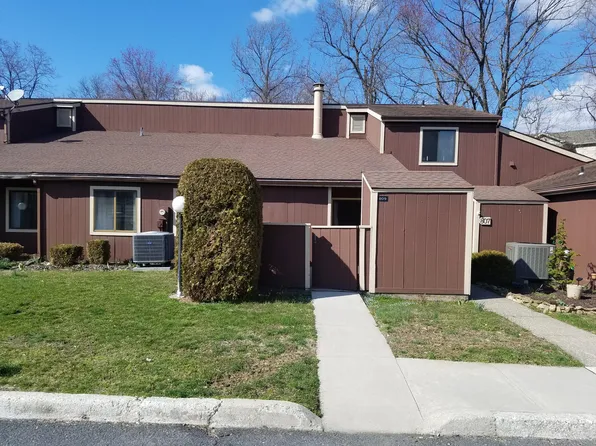 809 Lee Ct, Enola, PA 17025