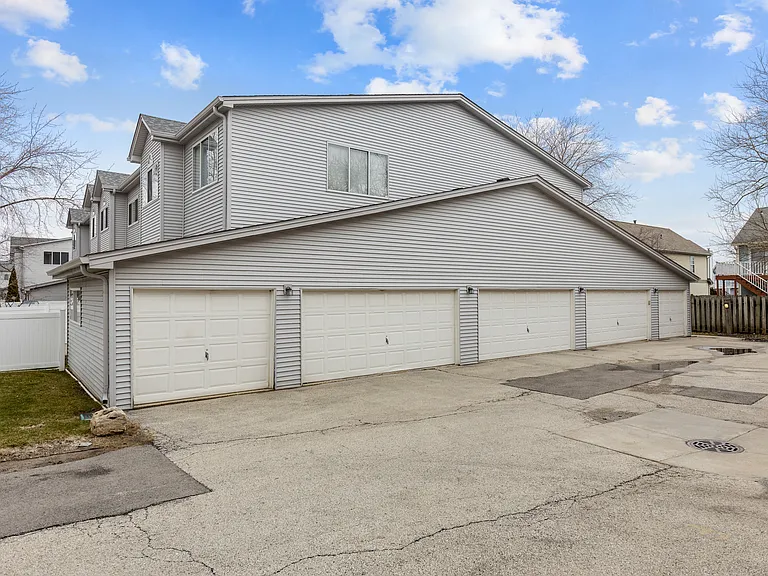 332 Park Ridge Ln #5-B — Photo 28