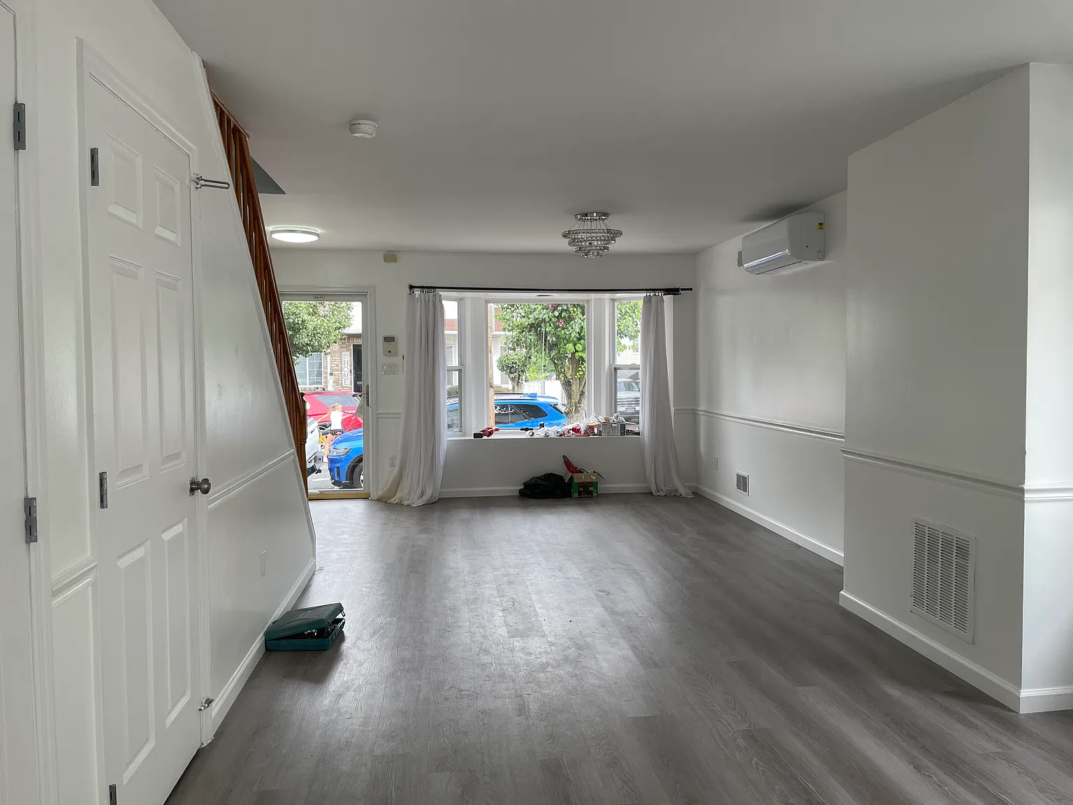 3 bed, 2.5 bath, 1778 sqft, $3,200 — Photo 2