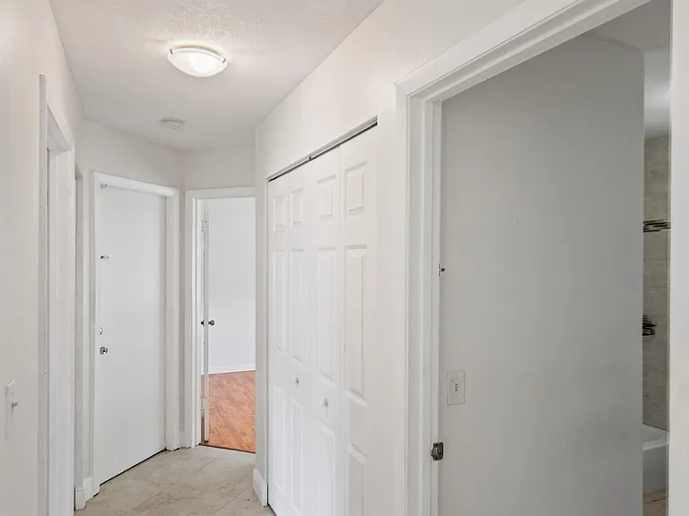 13945 Langley Pl — Photo 17