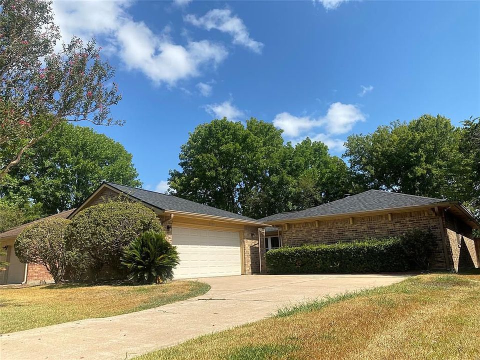 1st image of 15810 Manfield Dr