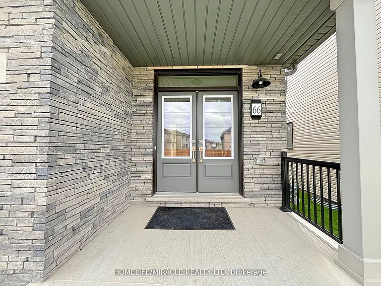 66 Aviron Cres — Photo 3