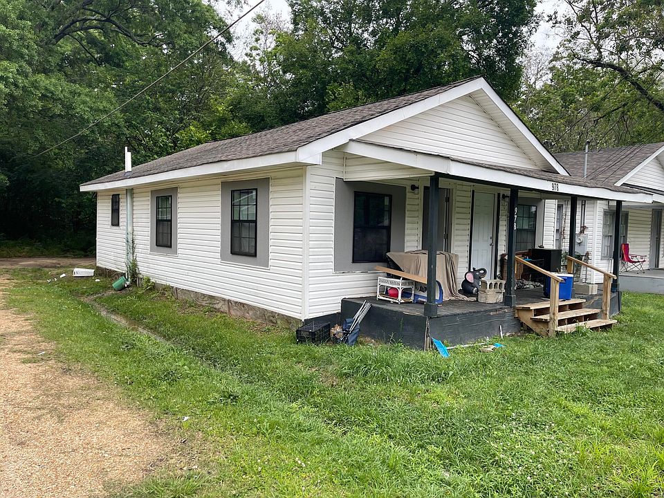 2nd image of 978 Deason Ave