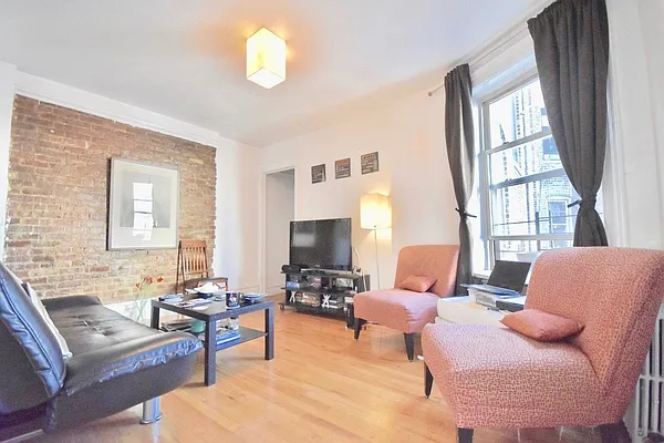 Rented by KYLM, LLC | media 15
