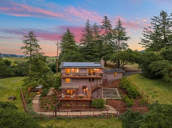 4733 Hidden Oaks Road, Santa Rosa, CA 95404