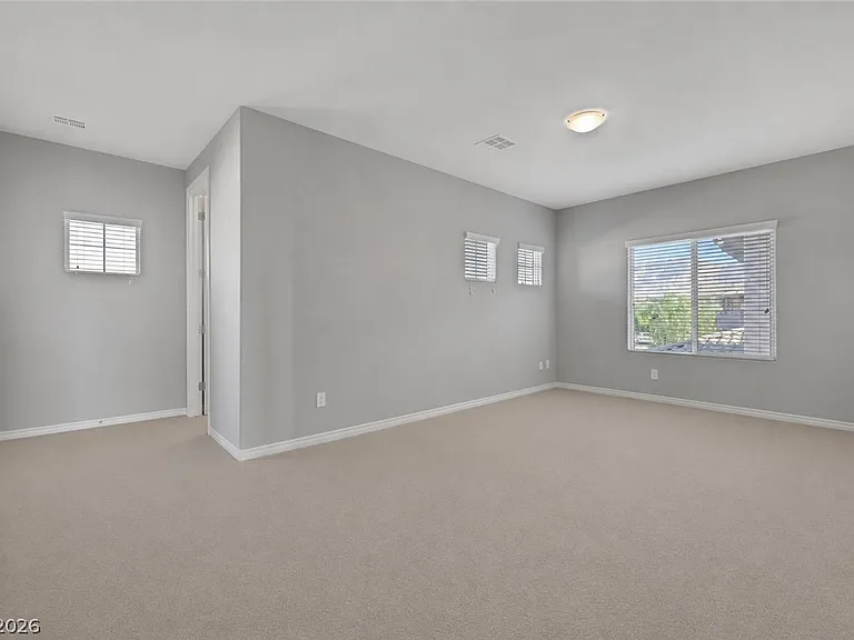 224 Highspring St — Photo 16