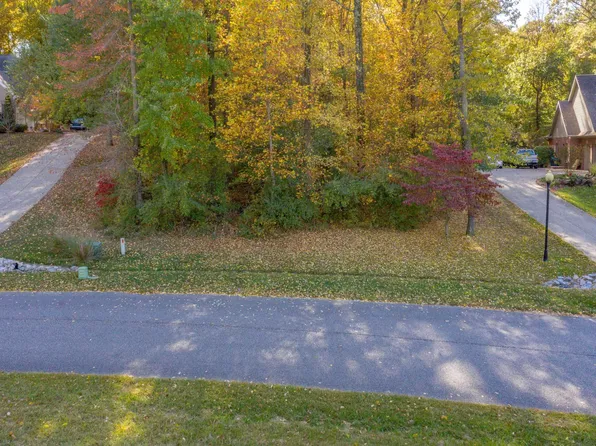 2701 Woodstone Ln, Evansville, IN 47712