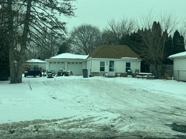 19251 E Forteen Mile Rd, Clinton Township, MI 48035