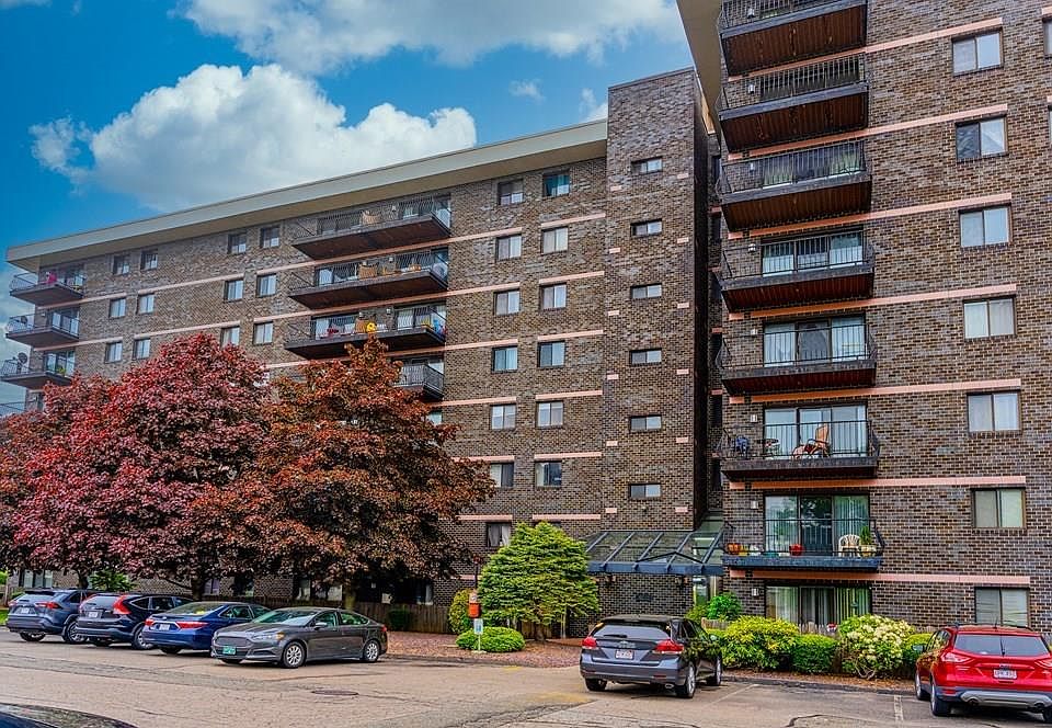 1st image of 500 Washington St APT 806
