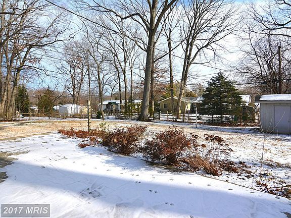 Large Level Lot
