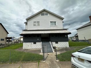 1161 1st St, Grindstone, PA 15442
