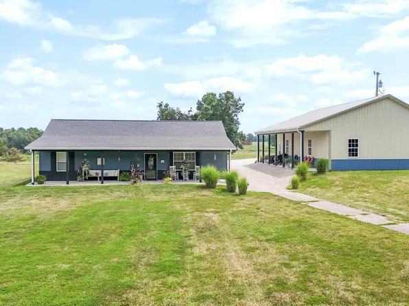 3668 County Road 1450, Moberly, MO 65270