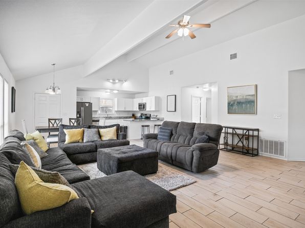 1816 Hidden Valley Rd, Granbury, TX 76049