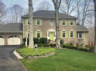11526 Gunner Ct, Woodbridge, VA 22192
