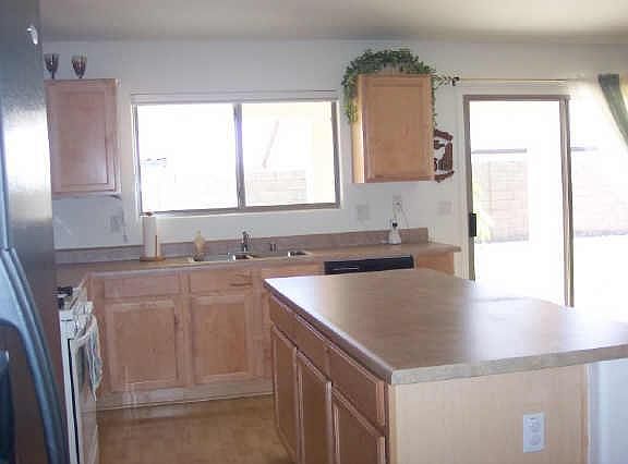 4th image of 16205 N 164th Ln