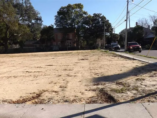 220 W Gadsden St, Pensacola, FL 32501