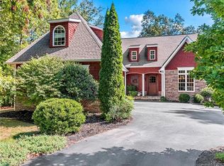 25 Cotswolds Ct, Arden, NC 28704