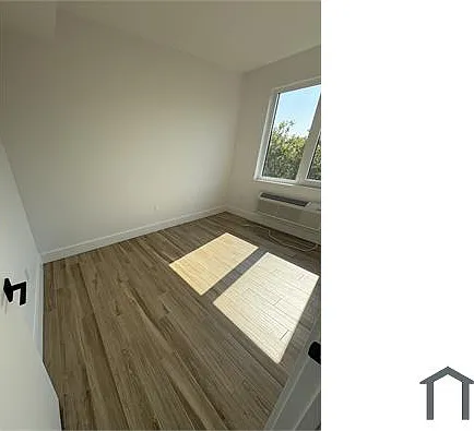 3 bed, $3,811 — Photo 2
