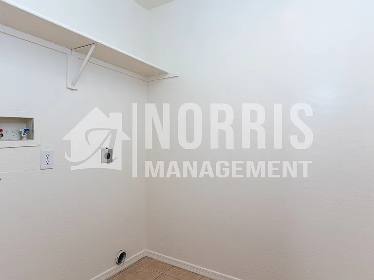 13971 S Rosemont Rd — Photo 23
