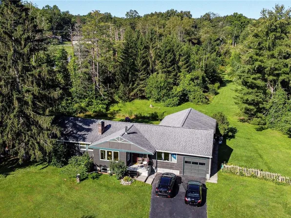 208 Dubois Rd, Ithaca, NY 14850