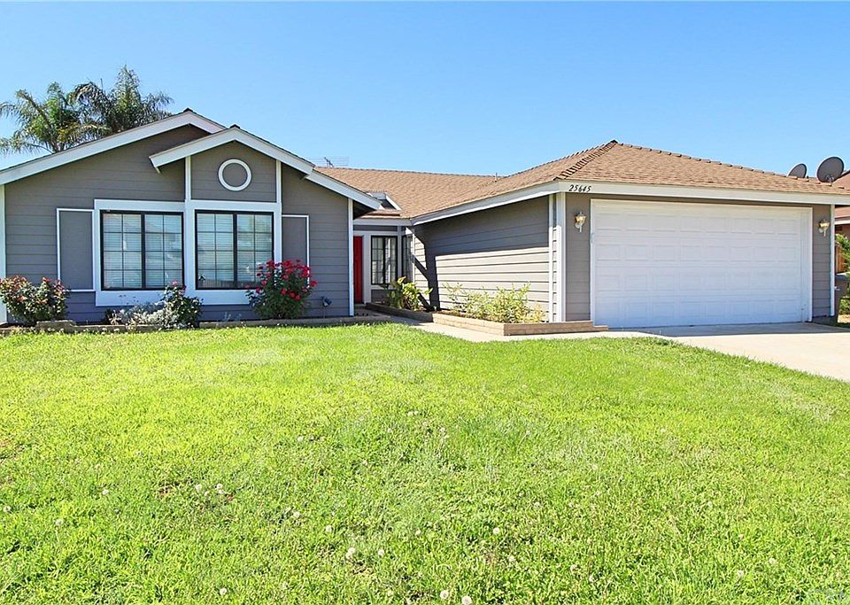 1st image of 25645 Vista Famoso Dr