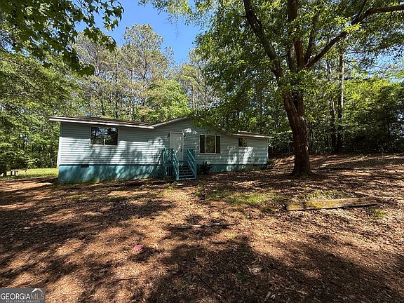 2nd image of 20 Hill Rd