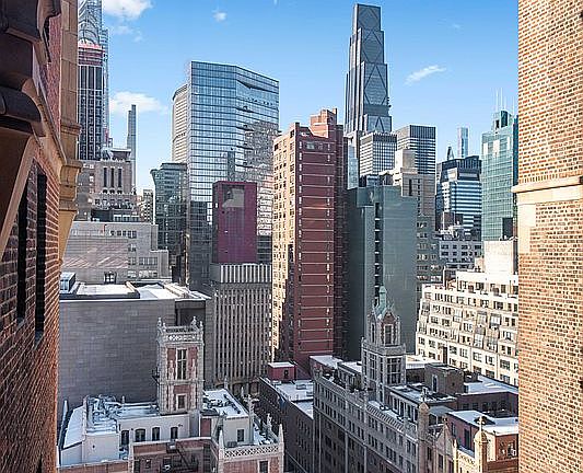 4th image of 45 Tudor City Pl APT 1808