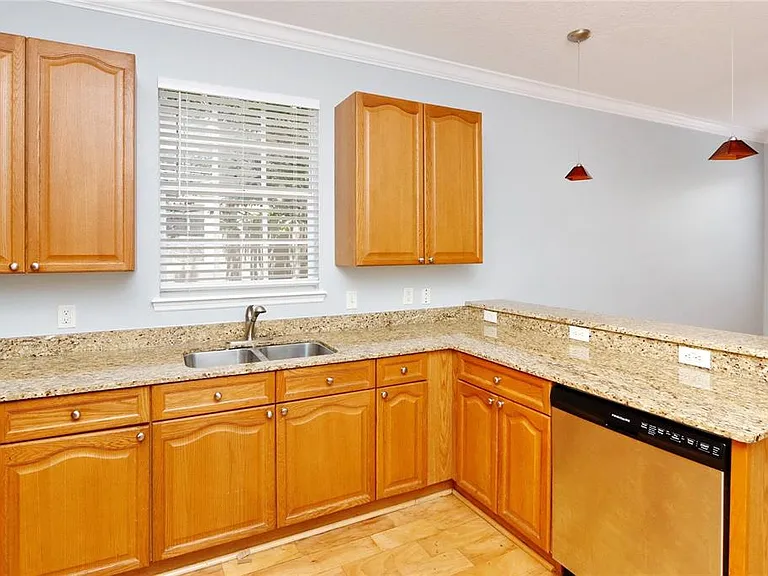 2611 Espana Ct — Photo 7