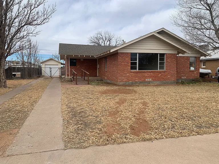 1806 W Louisiana Ave — Photo 2