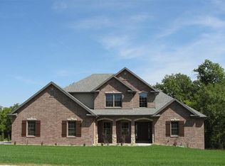 124 Pheasant Run Rd, Jefferson City, MO 65109