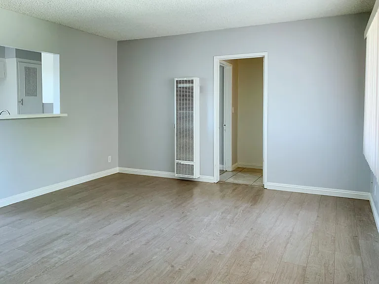 355 S Arroyo Dr #K — Photo 2