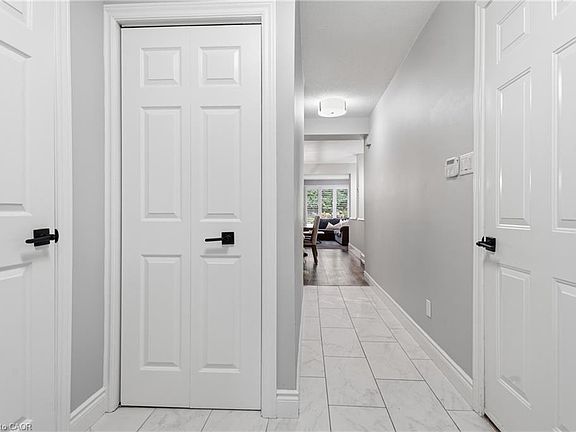 5th image of 525 Beechwood Dr #27