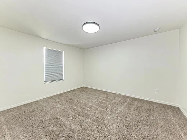5826 143rd Ct E — Photo 36