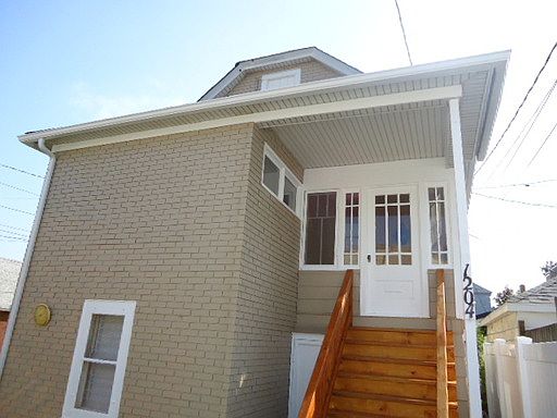 1st image of 1204 Euclid Ave
