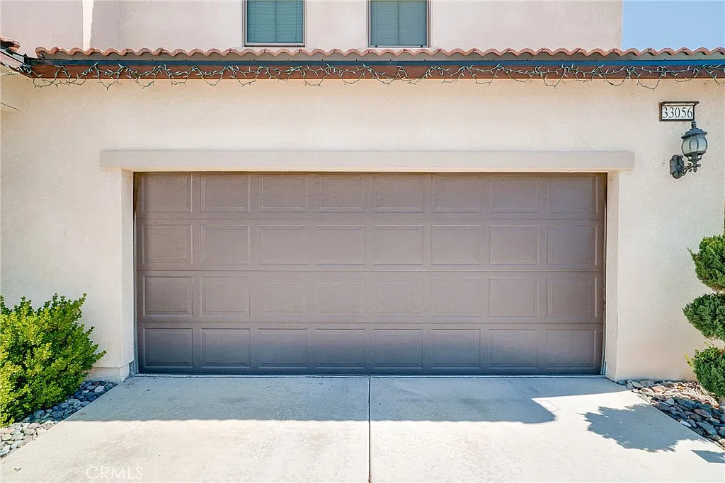 4 bed, 2.5 bath, 2792 sqft, $3,300 — Photo 4