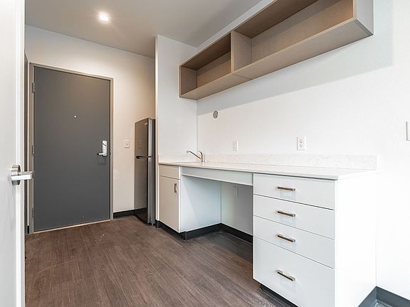 4th image of 3155 N Williams Ave #Dd6027c13