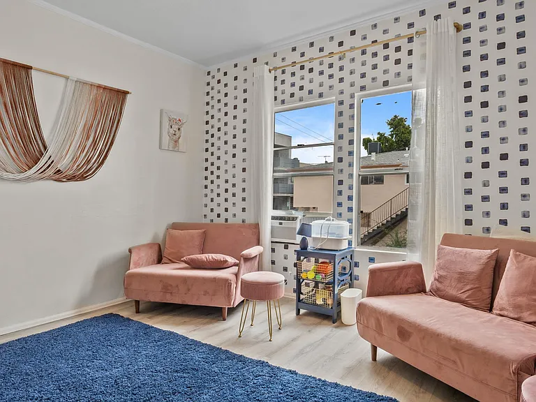 1414 S Shenandoah St #1416-1/2 — Photo 5