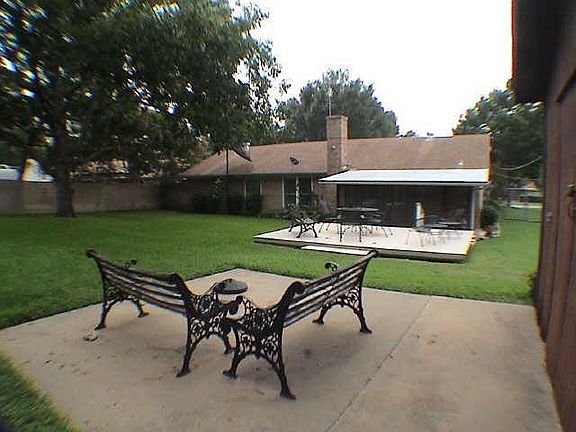 3rd image of 7313 Laurie Dr