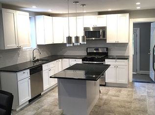 205 Chestnut Ave, Ardmore, PA 19003