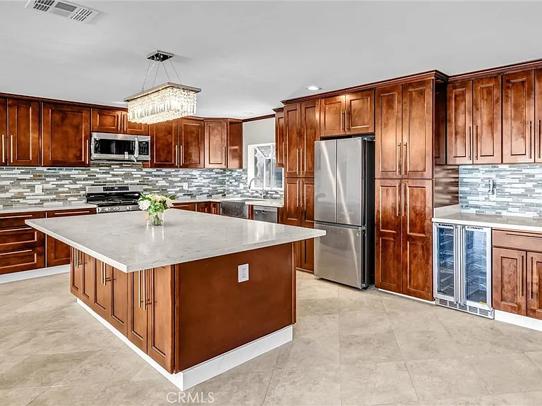 2751 San Carlos Ln — Photo 12