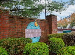 57 Meadow Ln, Nanuet, NY 10954