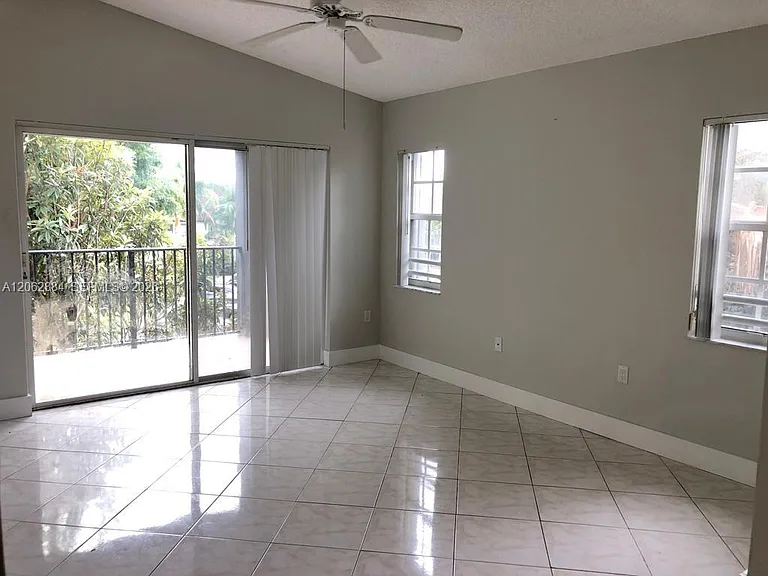 4540 NW 107th Ave #30711 — Photo 3