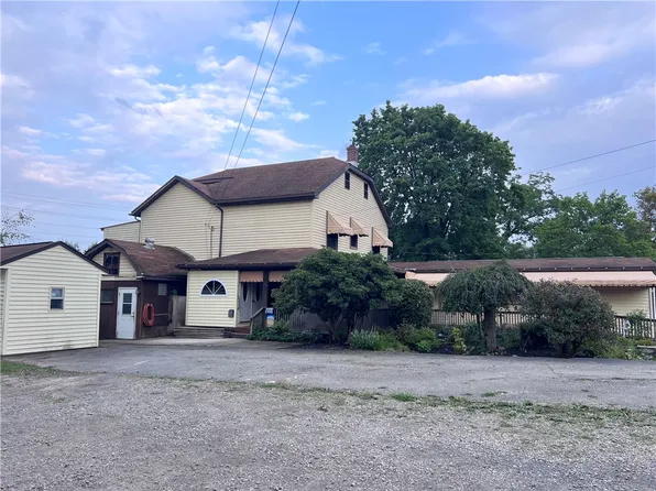 1553 Hancock Ave, Apollo, PA 15613
